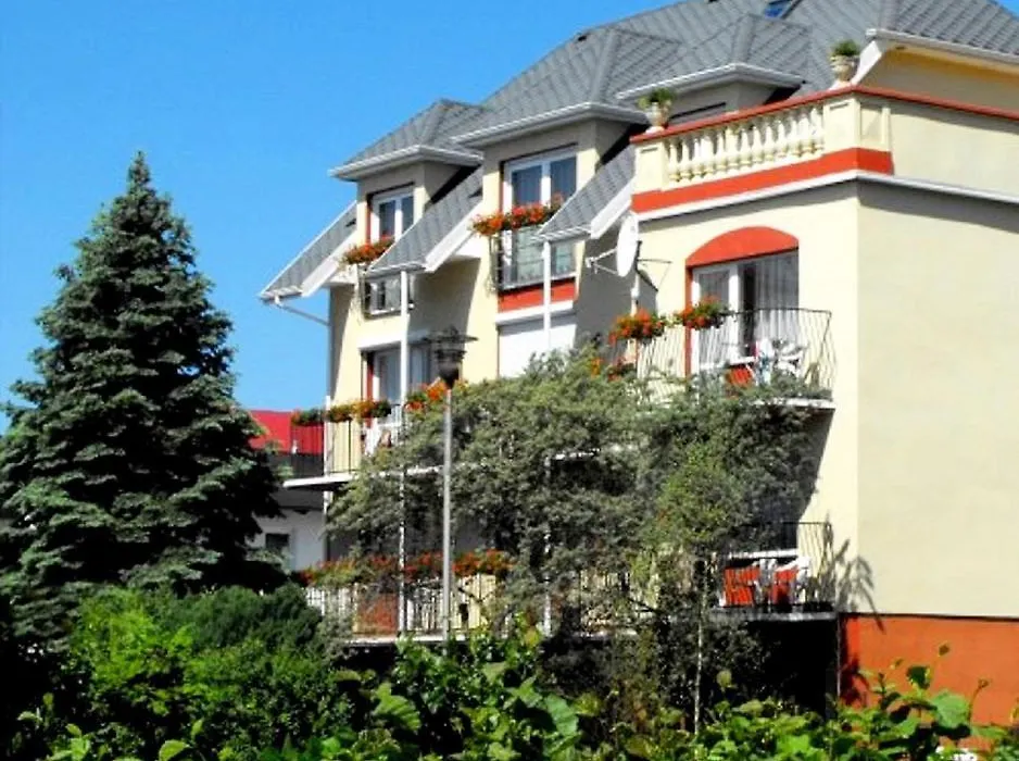 Dom Wczasowy Sloneczko-1